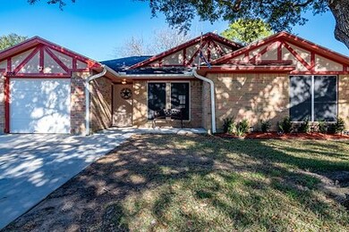 3106 Quail Run Dr, Alvin, TX 77511 - photo 2