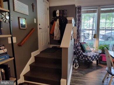 2230 Merseyside Dr unit 80, Woodbridge, VA 22191 - photo 2