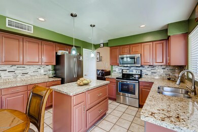10381 W Piccadilly Rd Avondale-large-008