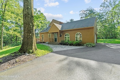 2-web-or-mls-581-rector-rd