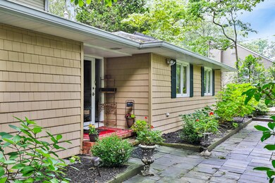 31 Erie Rd, Atlantic Highlands, NJ 07716 - photo 2