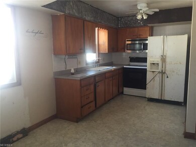 728 Plainfield Rd, Akron, OH 44312 - photo 5