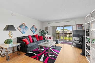 14360 Strathmore Ln unit 404, Delray Beach, FL 33446 - photo 5