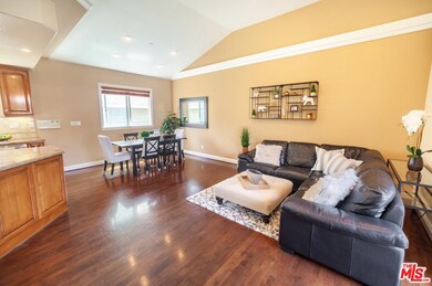 2417 Carnegie Ln unit B, Redondo Beach, CA 90278 - photo 2