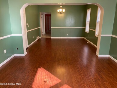 106 Mcclellan St, Schenectady, NY 12304 - photo 6