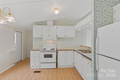 28 Sheppard Branch Rd, Weaverville, NC 28787 - photo 2