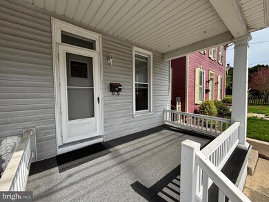 159 W Fulton St, Ephrata, PA 17522 - photo 5