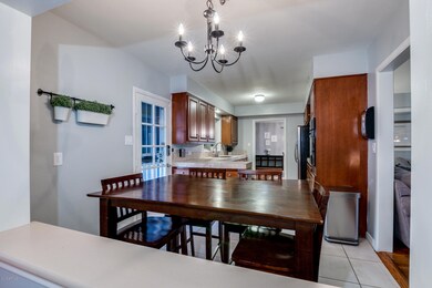 Eat in Kitchen spcace