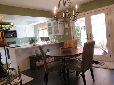 DINING ROOM KITCHEN