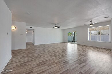7236 S Alder Dr unit 9, Tempe, AZ 85283 - photo 5