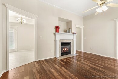 Lovely easy care wood laminate flooring continues