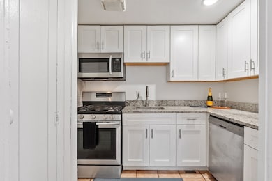 11 Columbus Ave, Lowell, MA 01851 - photo 5