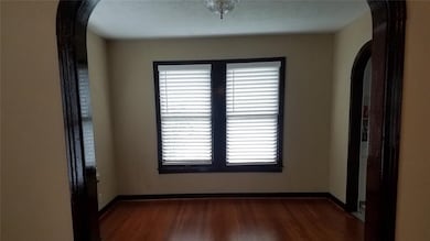 734 1/2 E 16th St, Houston, TX 77008 - photo 4