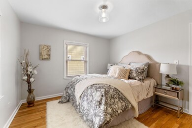 581 Moler Street (Interior)-23