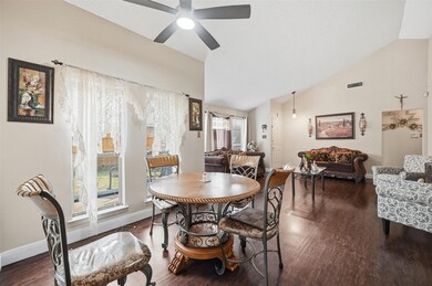 201 Lone Pine Ct, Fort Worth, TX 76108 - photo 4