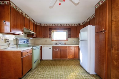 51 Cross Ave, Saint Johnsbury, VT 05819 - photo 7