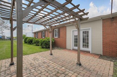 2-web-or-mls-1550-frank-rd
