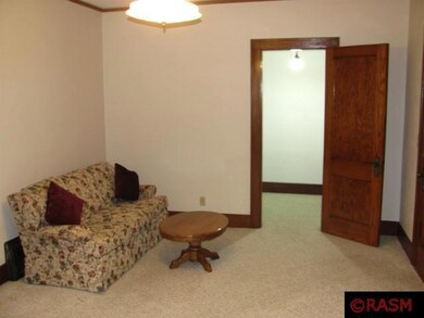 1324 1324 N 4th St, Mankato, MN 56001 - photo 4