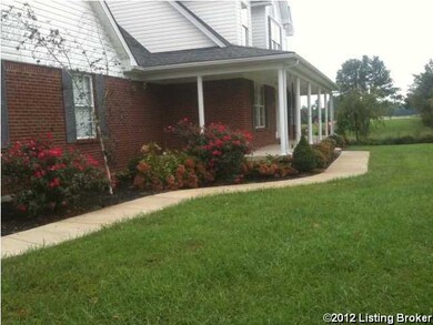 406 Thompson Rd, Bloomfield, KY 40008 - photo 4