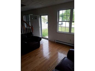 19 Molson Ct, Wakefield, RI 02879 - photo 2