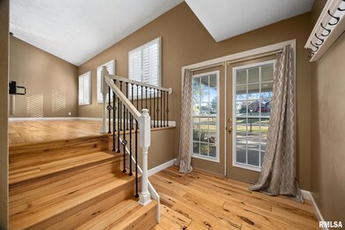 227 Indian Creek Dr, Pekin, IL 61554 - photo 5