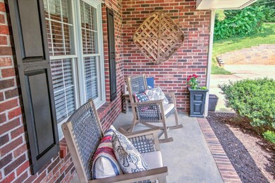 1406 Squibb Dr, Johnson City, TN 37601 - photo 3