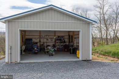 108 E North St, Strasburg, VA 22657 - photo 4