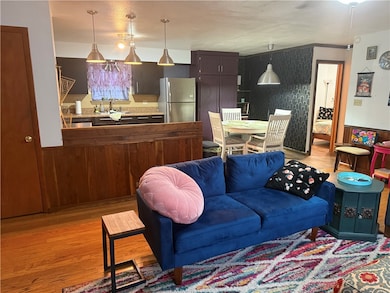 8 Linwood Ave, Eureka Springs, AR 72632 - photo 4