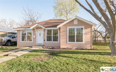 728 Bismark St, Seguin, TX 78155 - photo 2