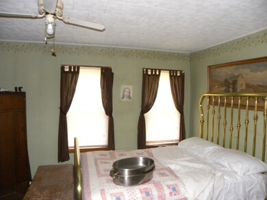 232 Dresser Hill Rd, Dudley, MA 01571 - photo 5