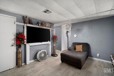 8300 Kern Canyon Rd unit 17, Bakersfield, CA 93306 - photo 7