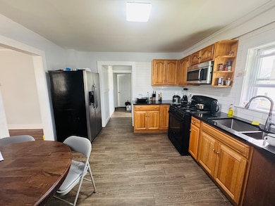 48 S Bow St unit 1, Milford, MA 01757 - photo 4