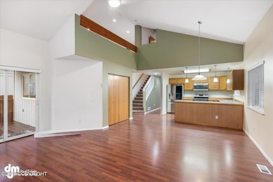 09-Living Room_SLS_-6968