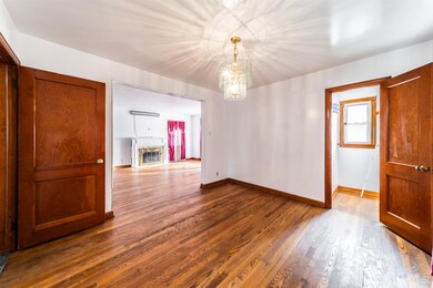 8 Liberty St, Carteret, NJ 07008 - photo 7