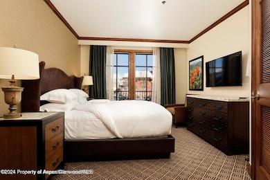 75 Prospector Rd unit 8406-10, Aspen, CO 81611 - photo 5