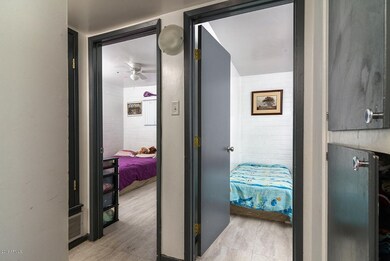 1081 N California St, Chandler, AZ 85225 - photo 5