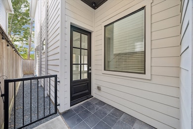 4405 Schuler St unit A, Houston, TX 77007 - photo 2