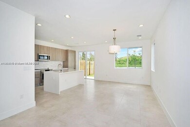 7241 NW 102nd Place unit 7241, Doral, FL 33178 - photo 7