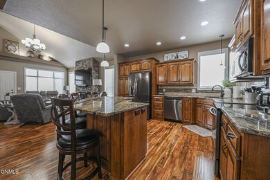 3232 Chisholm Trail-03