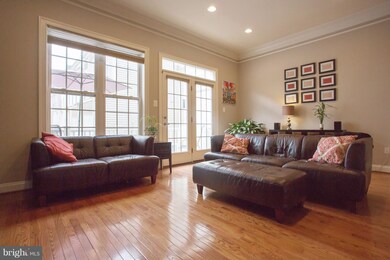 561 Cedar Spring St, Gaithersburg, MD 20877 - photo 6