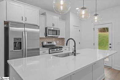 411 W Parima Ct, Spartanburg, SC 29301 - photo 6