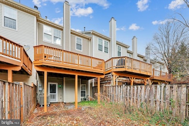 3 Beacon Hill Way, Gaithersburg, MD 20878 - photo 7