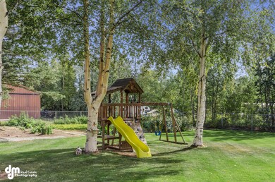 Yard - Play area & Garden