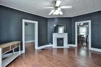 005-Living-Room-image-2