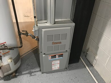 2013 Robert St unit 1, Aurora, IL 60506 - photo 4