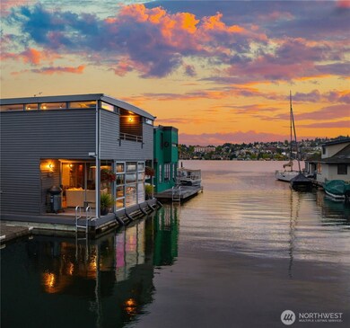 2466 Westlake Ave N unit 5, Seattle, WA 98109 - photo 2