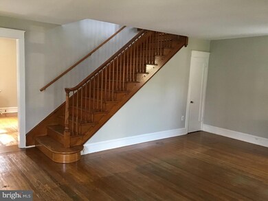 138 E Avon Rd, Brookhaven, PA 19015 - photo 3