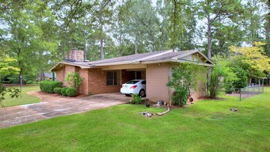 2505 Devon Dr, Albany, GA 31721 - photo 6