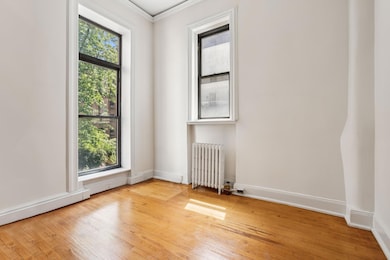 142 E 37th St unit 2-3, New York, NY 10016 - photo 5