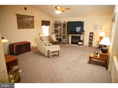 13 Biltmore Ct, Bear, DE 19701 - photo 4